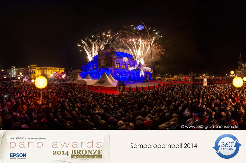 360°-Panorama Eröffnungsfeuerwerk zum Semperopernball 2014